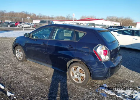 2009 Pontiac Vibe z USA, uszkodzony, nr VIN 5Y2SP67879Z465239